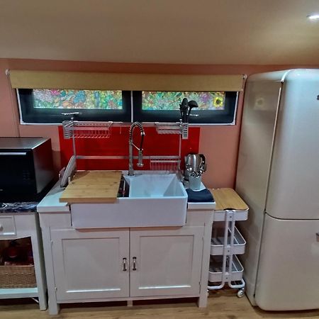 Richmond Lane Guest House - Aa Accredited Ромси Екстериор снимка