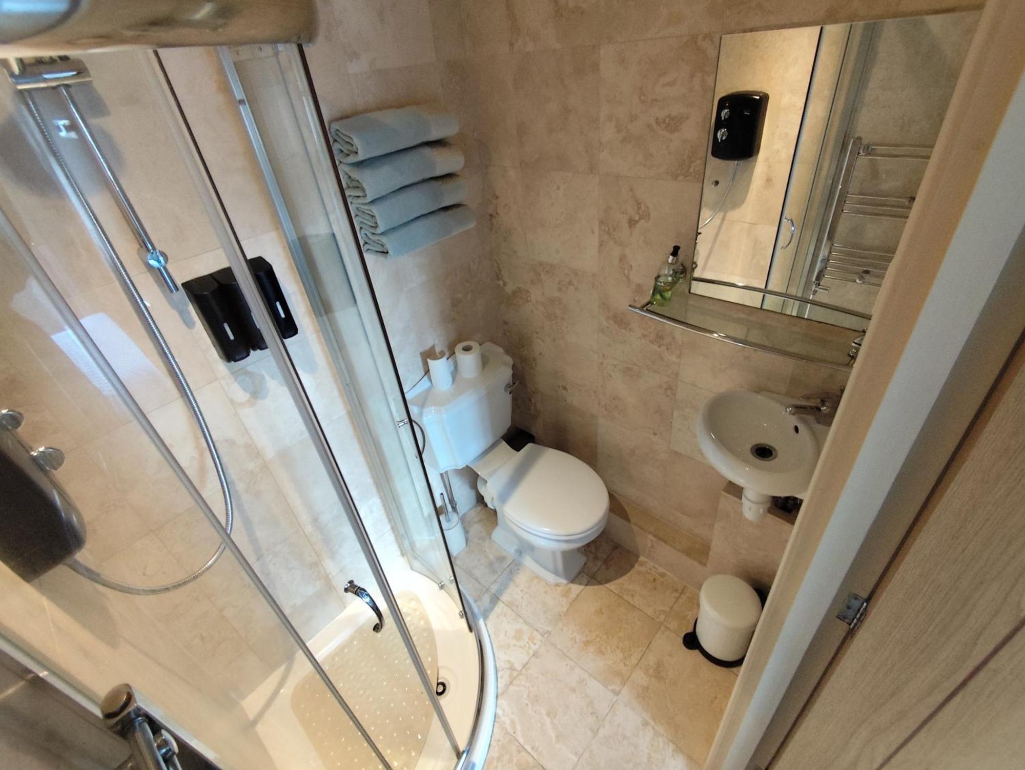 Richmond Lane Guest House - Aa Accredited Ромси Екстериор снимка